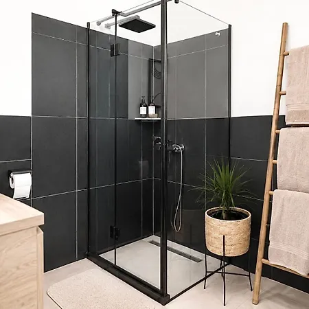 Luna Serene - Gym Appartamento Zara