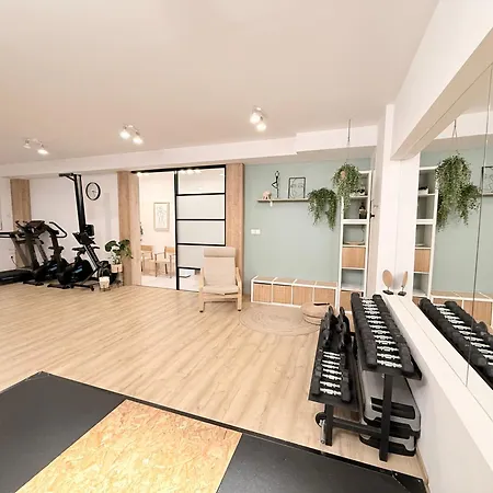Luna Serene - Gym Rooms *