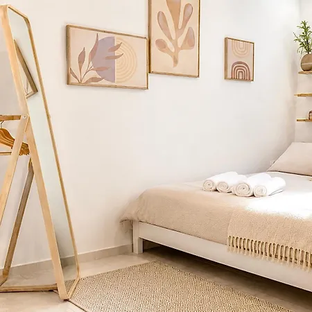 Luna Serene - Gym Rooms *